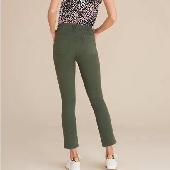Veronica Beard Lynne Cargo High Rise Pants in Palm Green Sz 28 - Picture 3 of 12